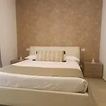 Torre Canina & לינה וארוחת בוקר 4*